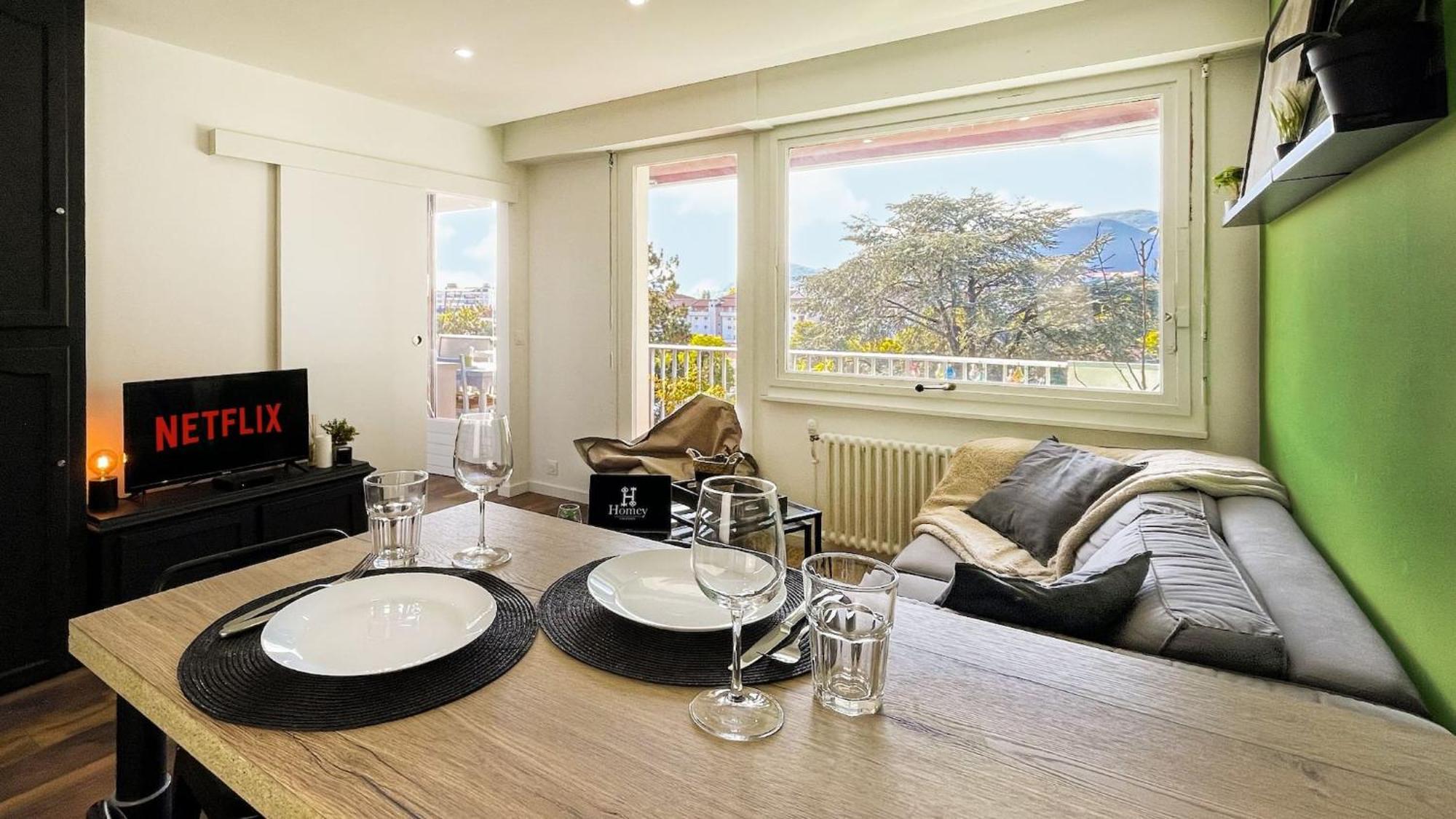 HOMEY THE NEST - New / Balcon privé / Free parking Annemasse Exterior foto